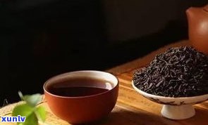 普洱是乌龙茶还是黑茶？区别与特点解析