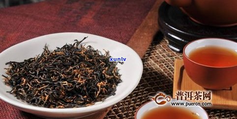 深入了解：黑茶是什么茶？与普洱茶有何区别及功效？