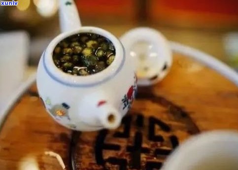 喝普洱茶配什么茶点好？探索最佳搭配方案