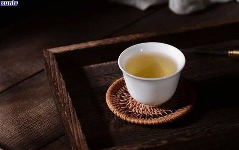普洱茶末的作用及处理方法：过多茶沫、茶氲现象解析