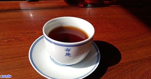 深入解析：普洱茶新茶与老茶的口感特点及其区别