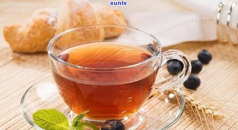 荷叶茶与普洱茶的口感对比：哪个更好喝？