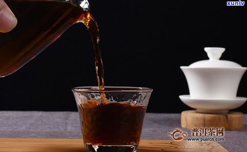 六堡茶普洱茶：哪种祛湿效果更好？了解两者区别及历史文化背景