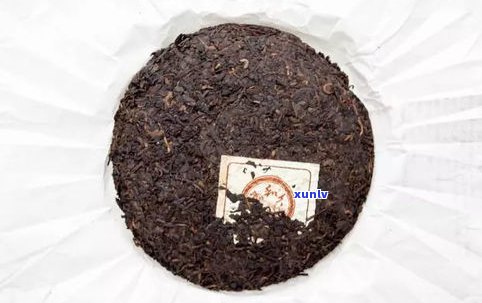 普洱茶饼长期保存方法：未开封茶饼可存放多年，生茶茶饼保质期多久？
