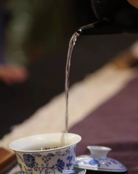 普洱茶为何要洗茶叶？洗茶的作用与方法解析