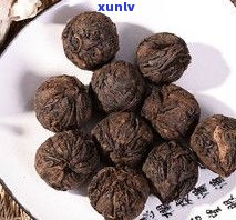 普洱茶龙珠与小饼：哪种更好？比较它们的优缺点