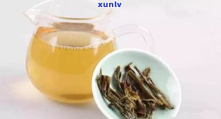 普洱生茶起白霜：正常现象还是不宜饮用？附图片解析