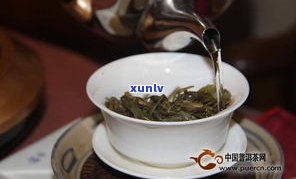 手工饼普洱茶生茶好喝吗？视频教程教你如何冲泡与制作