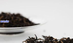 凤合堂普洱茶：生茶与熟茶的区别及推荐，为何价格亲民？
