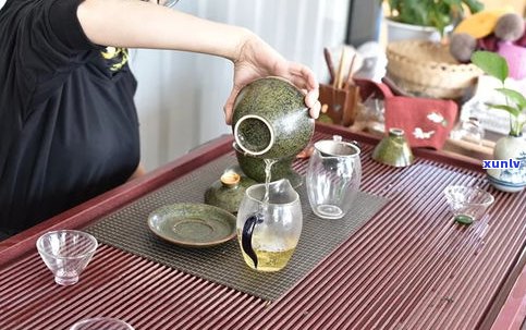 普洱洗茶几秒：洗茶次数、时间全解析