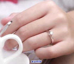 玉石戒指清洗保养全攻略：怎样让玉石戒指变亮又干净?
