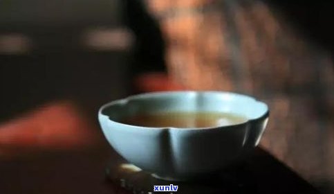 普洱饼茶：生茶还是熟茶？全面解析