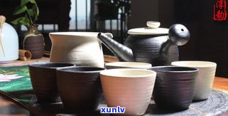 普洱茶用什么？茶具、茶壶、罐子如何选择与保养？