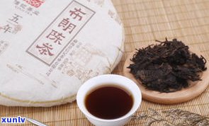 普洱茶饼撬茶过程-普洱茶饼撬茶过程视频