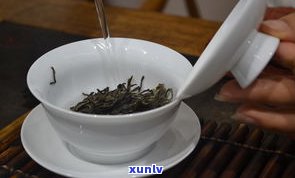 普洱茶饼散茶：品种、冲泡 *** 与比较全解析