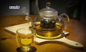 云南普洱熟茶饼：绿茶还是红茶？了解其区别与特点