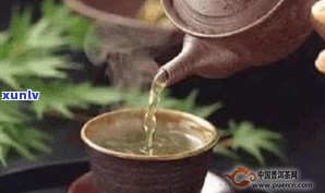 普洱茶降尿酸：生木瓜煲普洱茶有效吗？