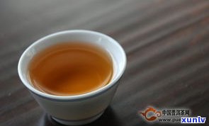 好生普洱茶的口感：醇厚、回甘，具有独特的陈香和熟果味，带给人舒适的感觉。