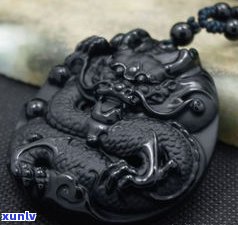 玉龙项链寓意：龙的财运与神圣象征