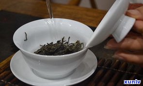 普洱茶生茶的用法与功效：详解、禁忌与作用， 吃法全攻略