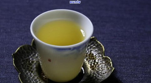 普洱茶大叶压缩茶：含义、特点与饮用 *** 全解析
