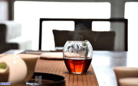 普洱紧压茶熟茶价格全解析：一盒、一斤、一杯、一克的价格一览