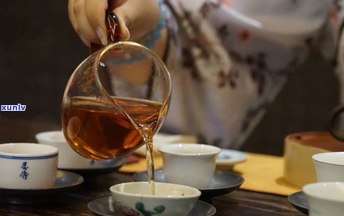 普洱茶挑茶  和技巧全解：视频、图片与步骤