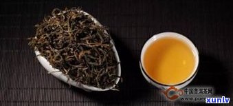 普洱茶泡出絮状物：正常现象还是问题？图片解析与饮用建议