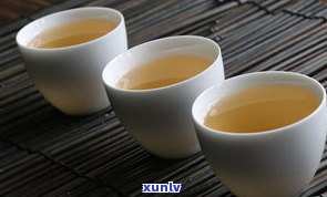 深入了解：普洱茶饼茶的 *** 过程、视频与图片全解析