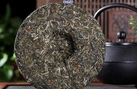 深入了解：普洱茶饼茶的 *** 过程、视频与图片全解析