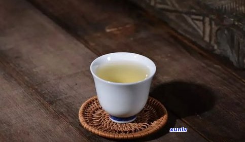 普洱茶怎么分老茶-普洱茶怎么分老茶和新茶