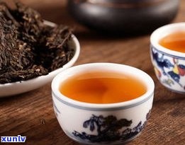 放了十年的普洱茶饼对身体和好处：还能喝吗？值多少钱？