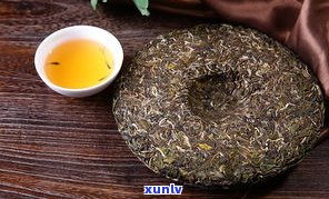 普洱七子饼茶的功效：了解其作用、禁忌与冲泡 *** 