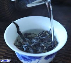 熟普洱茶多少钱一饼：真实价格、十年陈、老班章及全品种参考