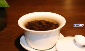 多个普洱茶放一个保温杯：可行吗？会作用口感吗？最长能保存多久？