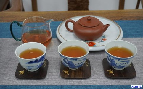 普洱茶十字筒图片-普洱十号茶