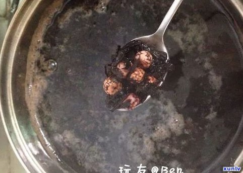 普洱茶可以直接放铁壶里煮吗？有无副作用？