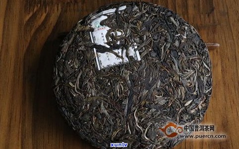 普洱茶饼上的水泡-普洱茶饼被水泡了怎么办