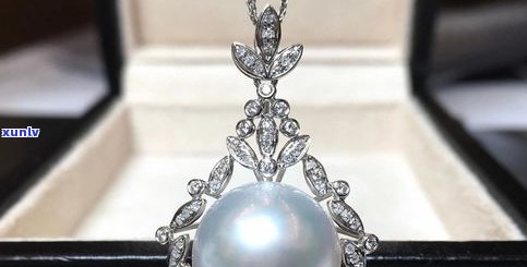 球形玉坠：美丽又独特的珠宝选择