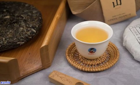 普洱茶的青饼含义解析：熟茶还是生茶？