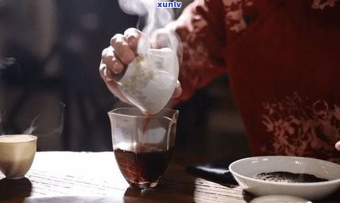 普洱茶注水：好处与坏处全解析，注水技巧大揭秘