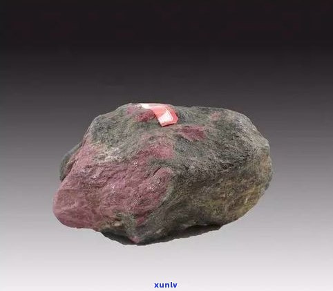 玉石原矿石：图片欣赏、收藏价值与价格解析