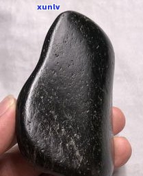 玉石原石黑色-玉石原石黑色是什么