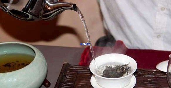 茶杯泡茶的  步骤：正确泡茶方法与技巧全解析