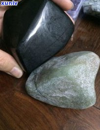 玉石原石处理全攻略：如何清洁、打磨、抛光到更佳状态？