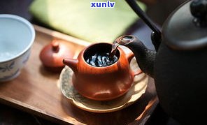 用铸铁壶煮普洱茶安全吗？视频解析与有风险探讨