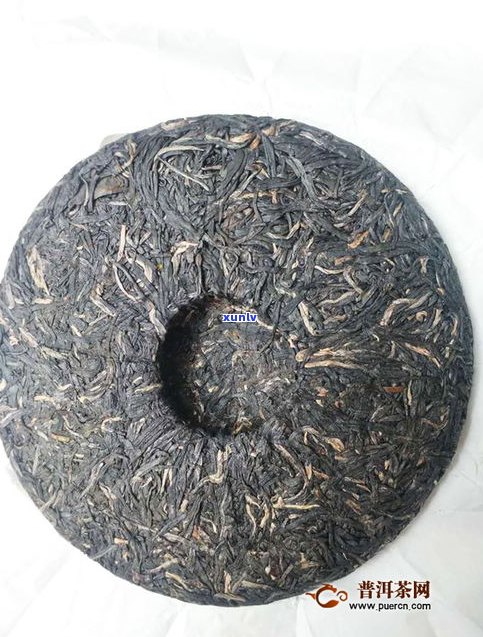 紫芽普洱茶：真的是紫色的吗？探讨其品种级别与颜色的关系