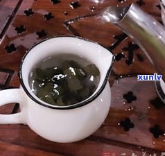 吃普洱茶有何功效和禁忌？了解其益处与限制