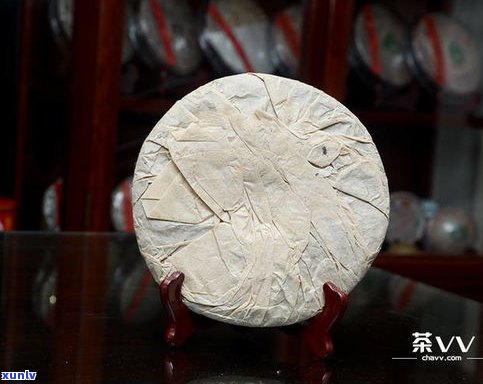 南峤茶厂孔雀班章系列：珍藏版、青饼、04年茶饼