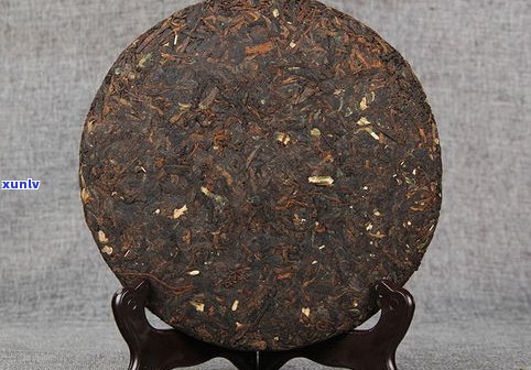 普洱茶饼里的白点颗粒状物质：能喝吗？是什么？正常吗？